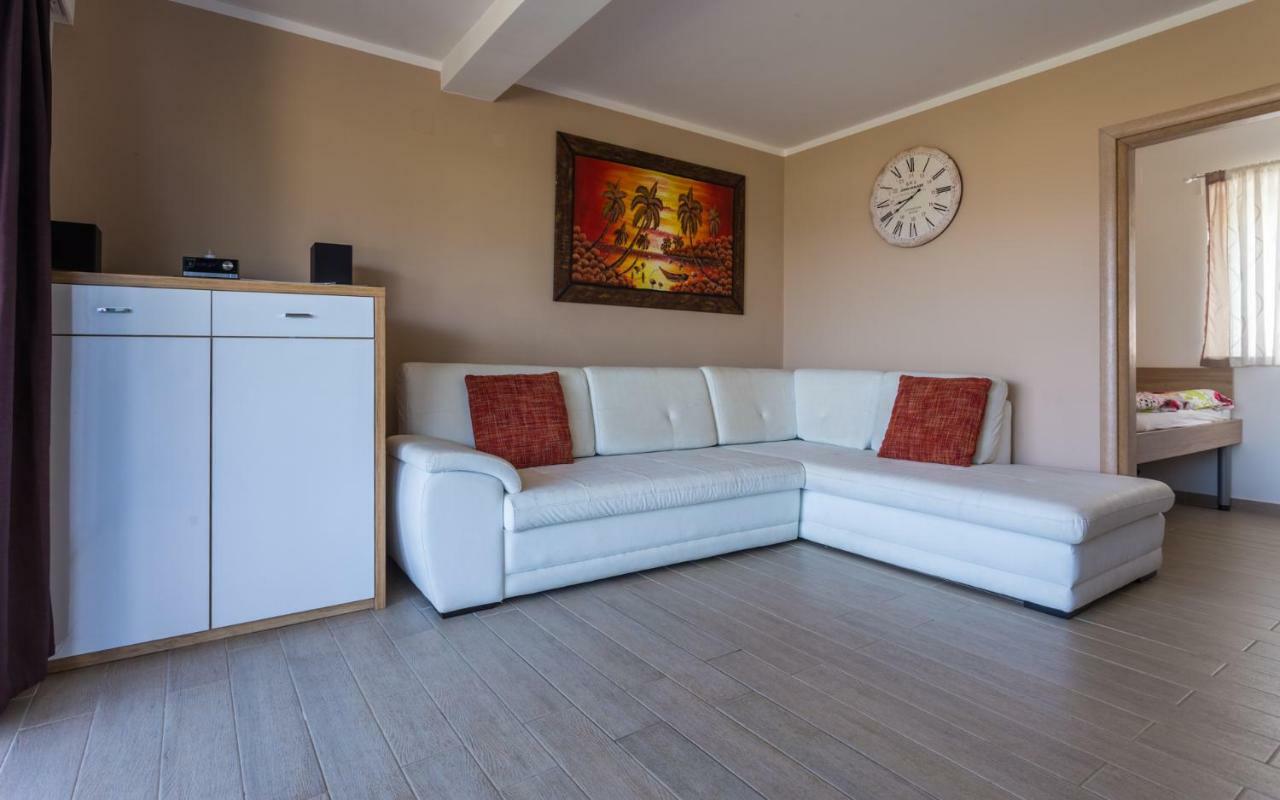 Apartment Trava クリムノ エクステリア 写真